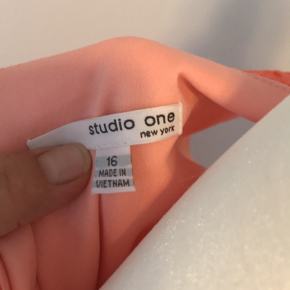 Studio One - Picture 6 of 7